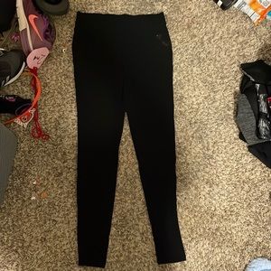 black leggings
